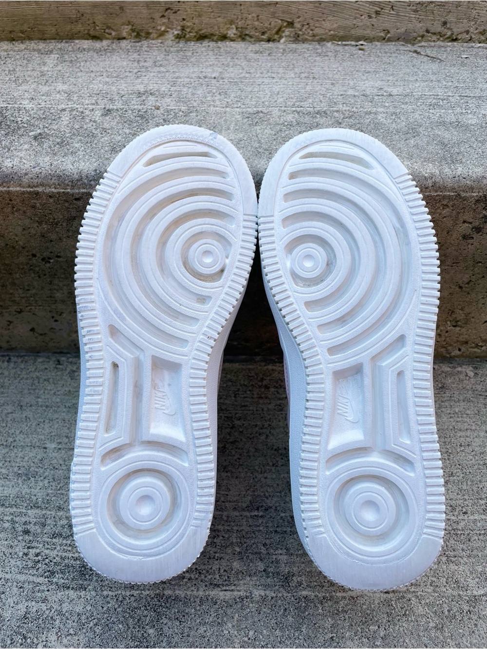 Nike Air Force 1 Women's Sneakers White Pink Size US 7 EUR 38 CM 24 Authentic - Picture 7 of 7